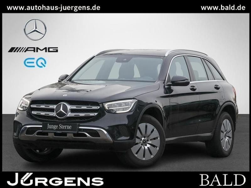 Gebraucht Mercedes GLC300e 306 PS (225 kW) 2021 Unilack schwarz uni SUV