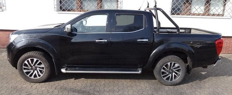 Gebraucht Nissan Navara N-Connecta 190 PS (139 kW) 2017 Schwarz Pickup