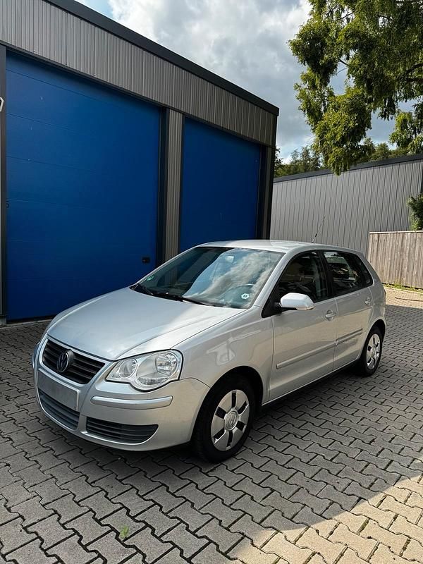Silber Gebraucht 2005 VW Polo Kleinwagen | 1.200 € (Guter Preis) - Bild 1/4