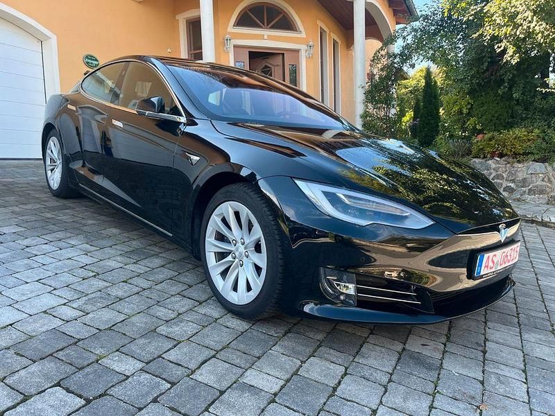 Schwarz Gebraucht 2017 Tesla Model S Kleinwagen | 30.800 € (Fairer Preis) - Bild 1/4
