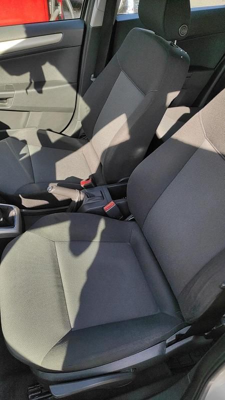 Gebraucht Opel Astra 2007 Silber Kombi