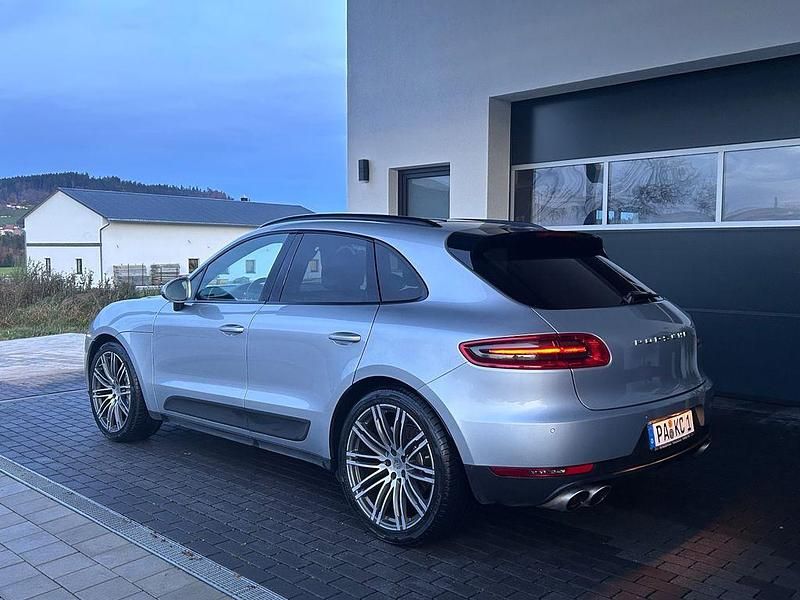 Gebraucht Porsche Macan S 258 PS (189 kW) 2014 Silber SUV