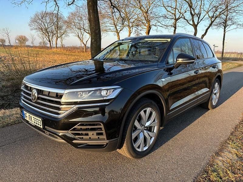 Gebraucht VW Touareg 231 PS (169 kW) 2019 Schwarz SUV