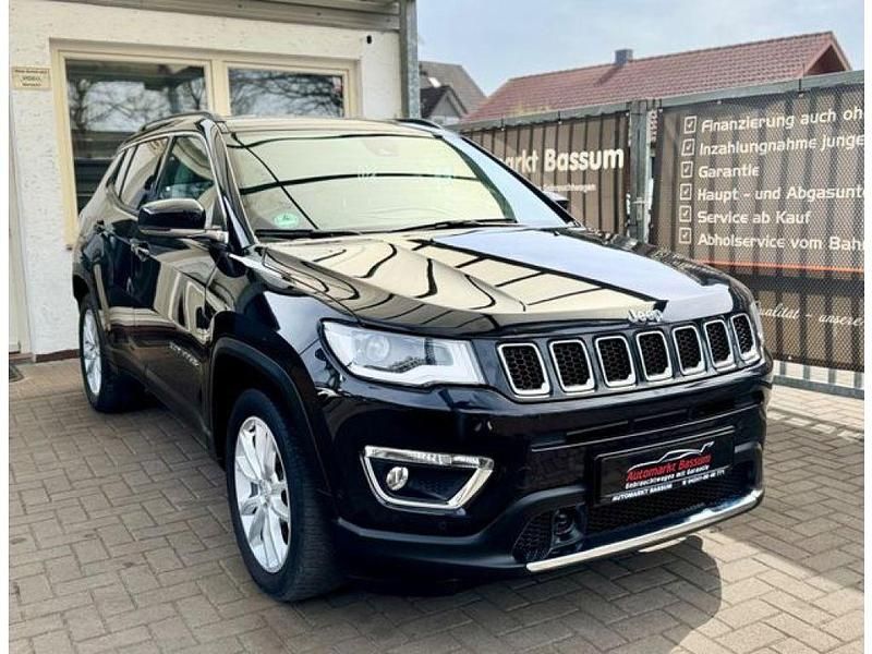 Gebraucht Jeep Compass Limited 150 PS (110 kW) 2021 Carbon black metallic clear coat (metallic) SUV