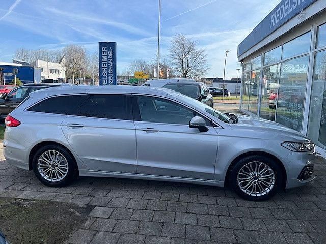 Gebraucht Ford Mondeo 150 PS (110 kW) 2022 Silber Limousine