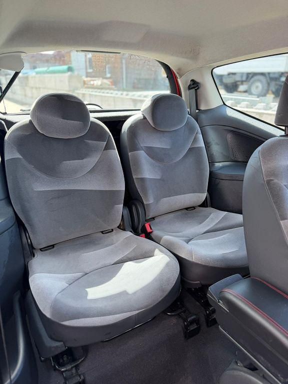 Gebraucht Citroën C2 60 PS (44 kW) 2005 Rot Kleinwagen