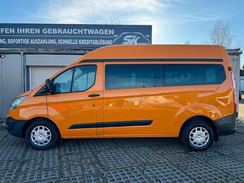 Gebraucht Ford Transit Tourneo 105 PS (77 kW) 2016 Orange Van / Kleinbus