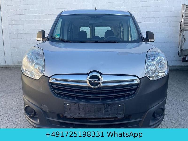 Usata Opel Combo 105 CV (77 kW) 2016 Grigio Monovolume