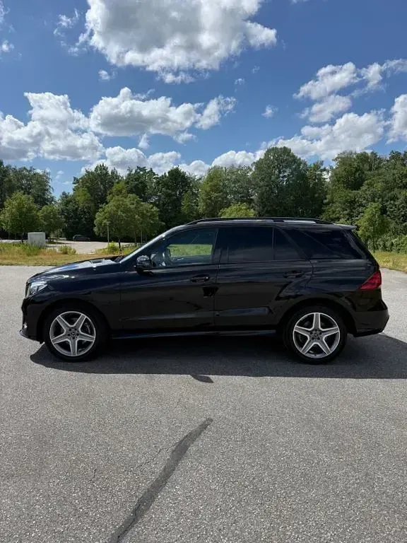 Gebraucht Mercedes GLE350 258 PS (189 kW) 2016 Schwarz SUV