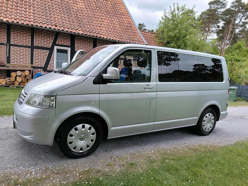 Gebraucht VW T5 120 PS (88 kW) 2005 Silber Van