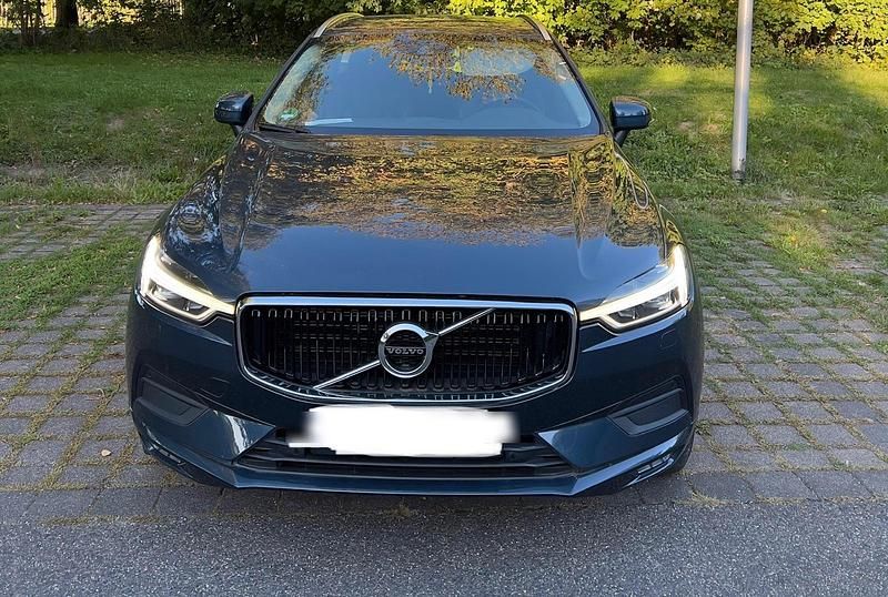 Blau Gebraucht 2020 Volvo XC60 SUV | 33.500 € (Guter Preis) - Bild 1/4