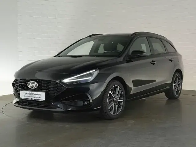 Gebraucht Hyundai i30 Advantage 140 PS (102 kW) 2025 Schwarz Kombi