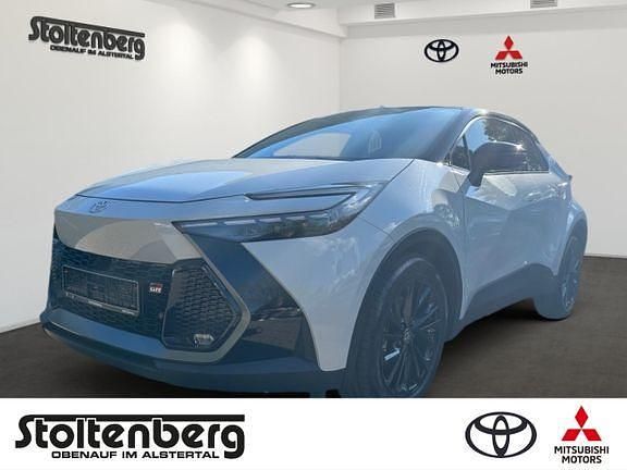 Ash grey metallic / black Gebraucht 2024 Toyota C-HR Sport SUV | 44.980 € - Bild 1/4