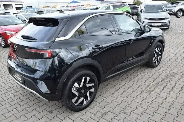 Używany Opel Mokka Elegance 101 KM (74 kW) 2021 Czarny SUV