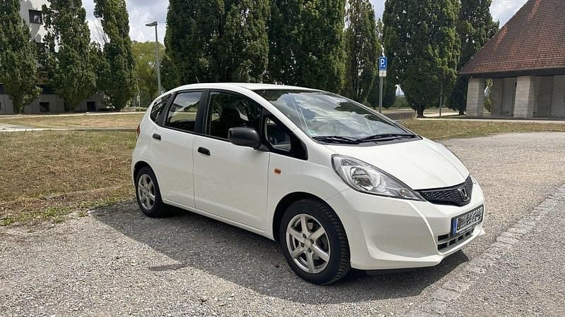 Weiß Gebraucht 2012 Honda Jazz Kleinwagen | 5.199 € (Fairer Preis) - Bild 1/4