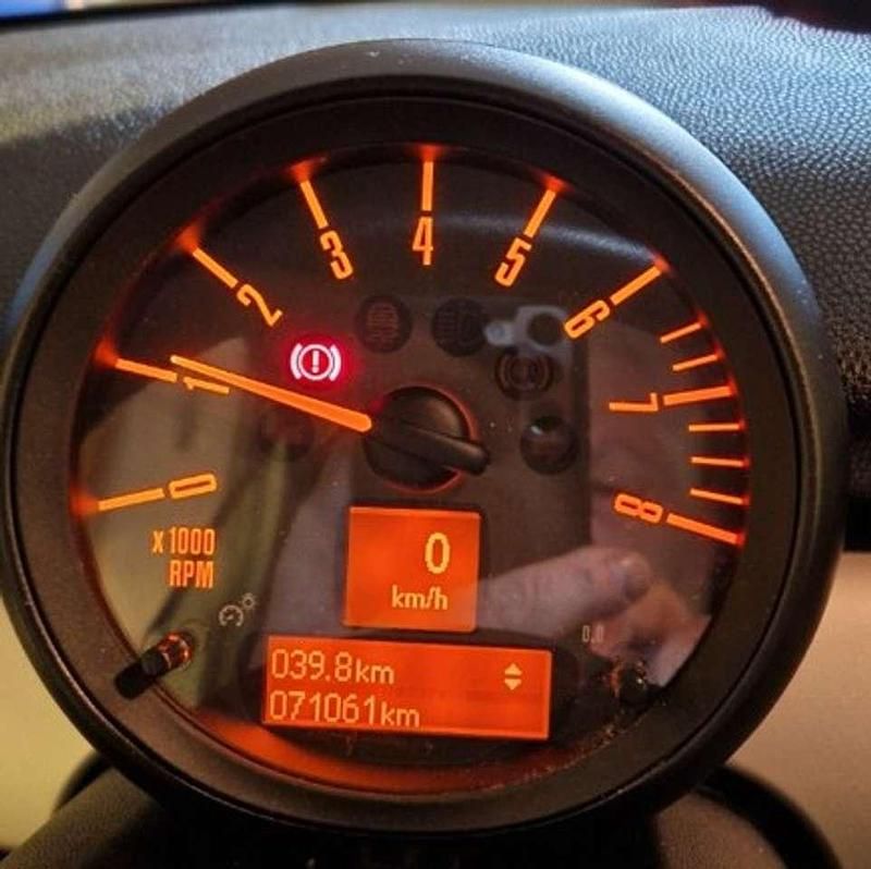 Usado Mini Cooper 122 HP (89 kW) 2016 Preto Citadino