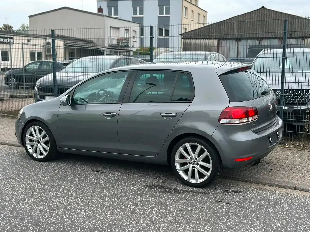 Gebraucht VW Golf VI 160 PS (117 kW) 2010 Limousine