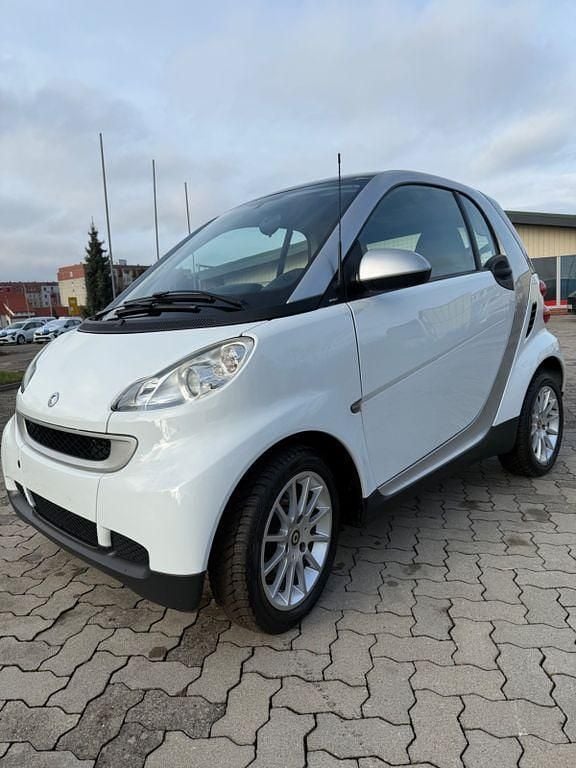 Weiß Gebraucht 2010 Smart ForTwo Cabrio Passion Cabrio | 4.199 € (Superpreis) - Bild 1/4
