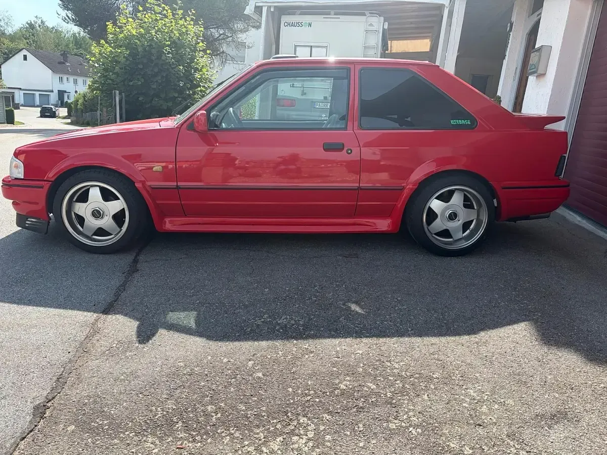 Gebraucht Ford Escort 90 PS (66 kW) 1989 Rot Coupé
