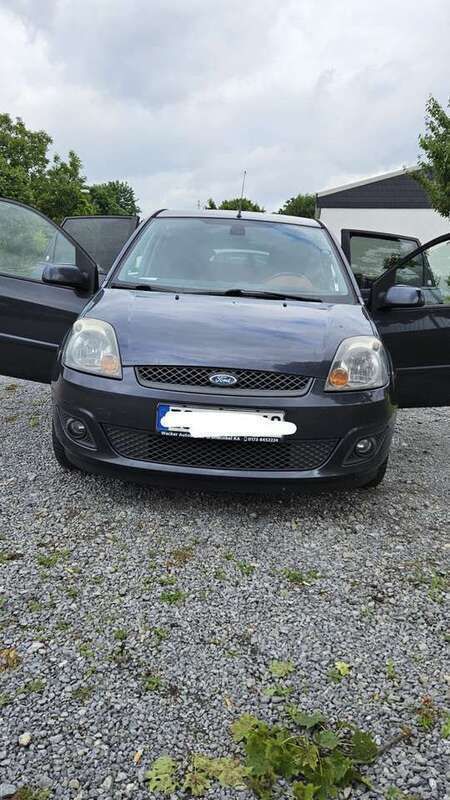 Andere außenfarben Gebraucht 2008 Ford Fiesta Style Kleinwagen | 2.800 € (Fairer Preis) - Bild 1/4