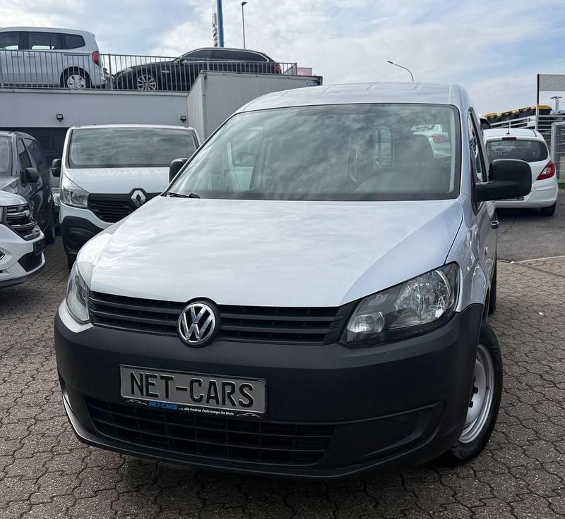 Grau Gebraucht 2015 VW Caddy Van / Kleinbus | 7.950 € (Guter Preis) - Bild 1/3