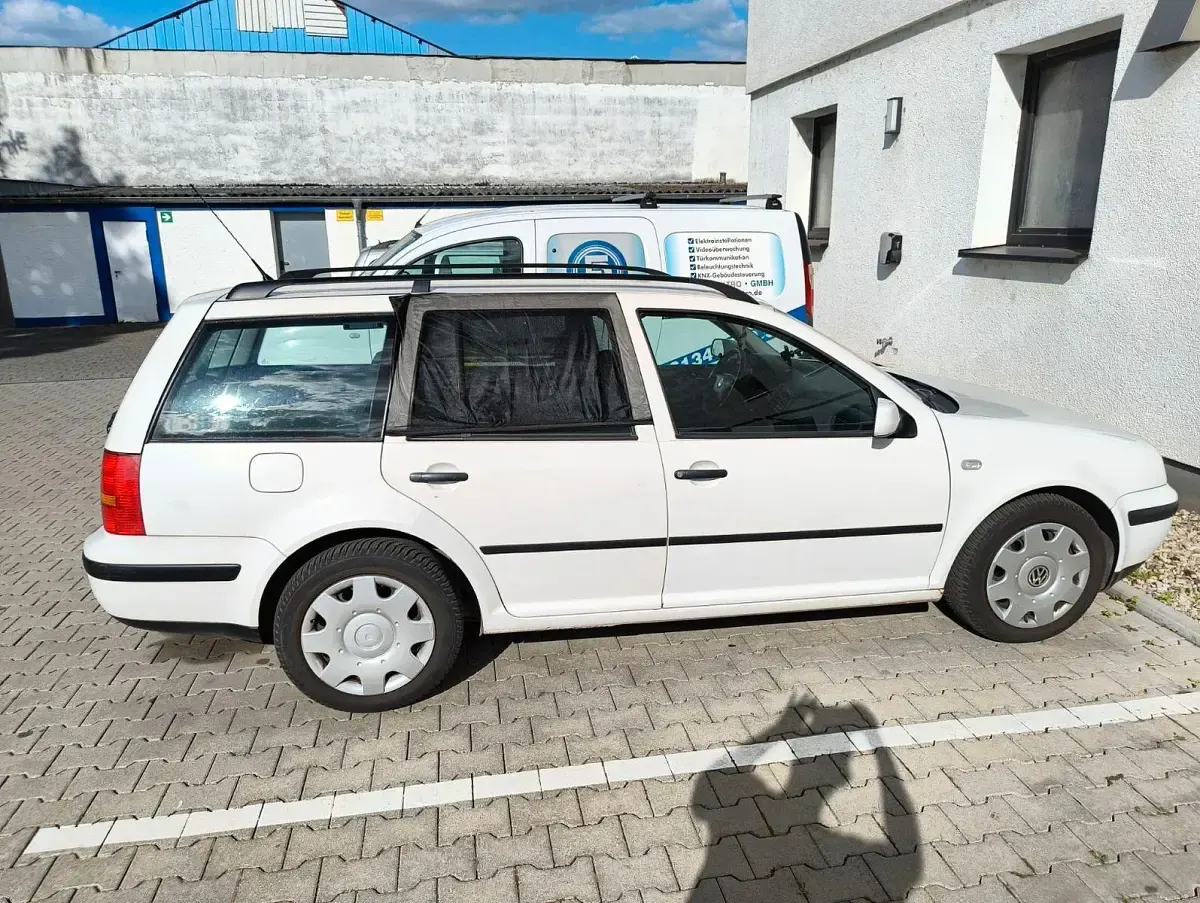 Gebraucht VW Golf III Basis 101 PS (74 kW) 1999 Weiß Kombi