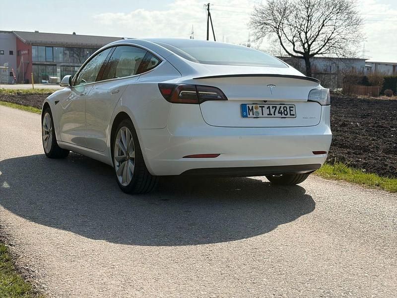 Gebraucht Tesla Model 3 Long Range AWD 350 kW (476 PS) 2019 Weiß Limousine