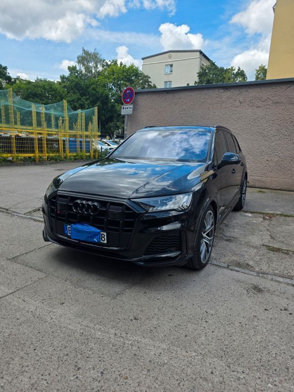 Schwarz Gebraucht 2020 Audi SQ7 Ambiente SUV | 56.000 € (Guter Preis) - Bild 1/4