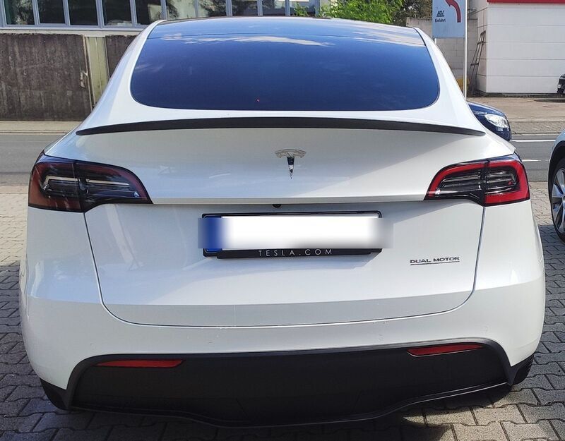 Verkauft Tesla Model Y Performance wei., gebraucht 2022, 7.200 km in  Brandenburg - Po
