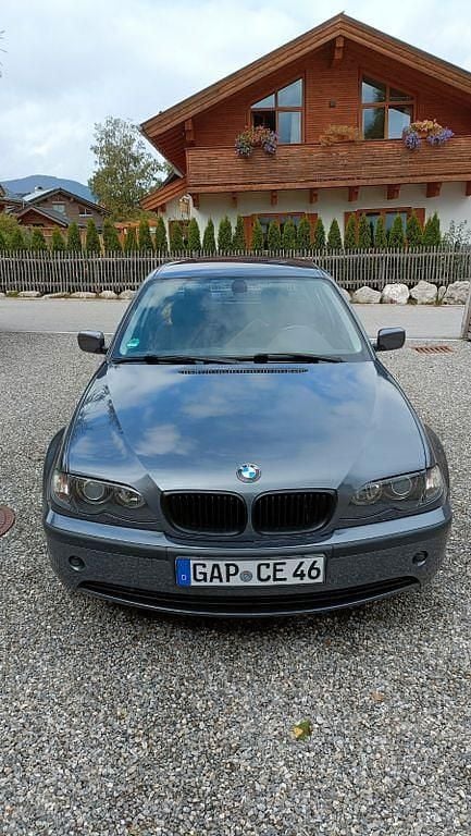 Grau Gebraucht 2003 BMW 320 Exclusive Limousine | 1.700 € (Superpreis) - Bild 1/4