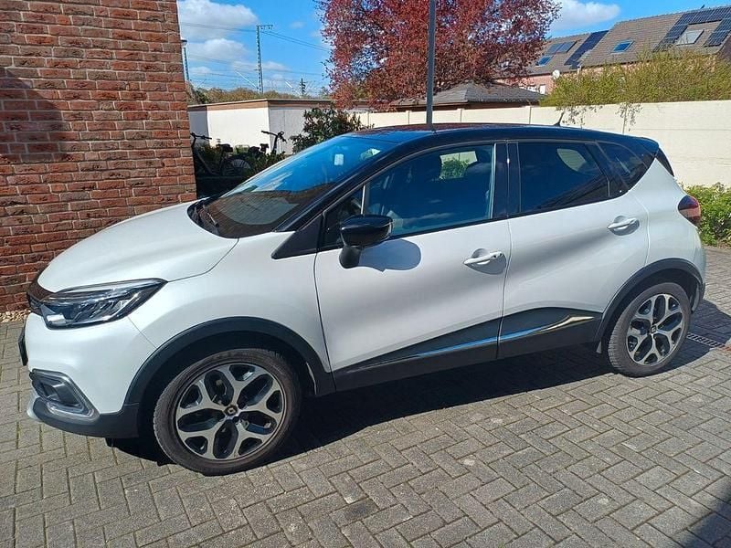 Gebraucht Renault Captur Collection 131 PS (96 kW) 2019 Weiß SUV