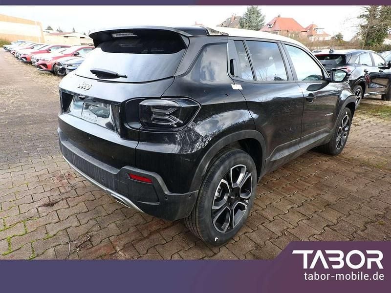 Neu Jeep Avenger Summit 110 PS (80 kW) 2025 Schwarz SUV