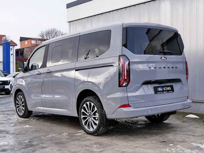 Neu Ford Tourneo Titanium X 170 PS (125 kW) 2026 Grau Van / Kleinbus