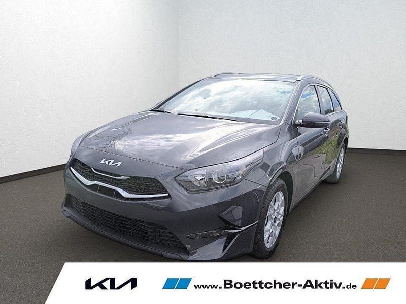 Neu Kia Ceed Sportswagon 140 PS (102 kW) 2025 Schwarz Kombi