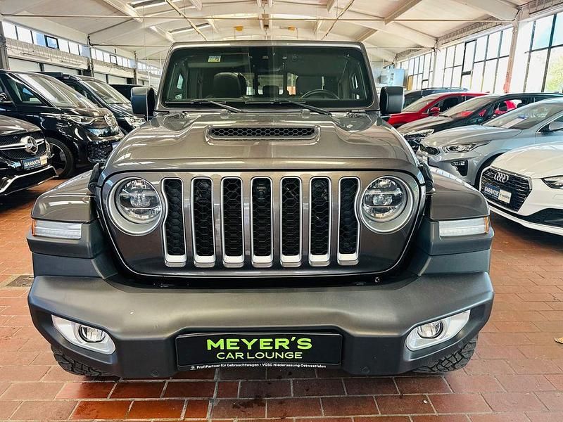 Gebraucht Jeep Gladiator Overland 264 PS (194 kW) 2021 Grau Abholung