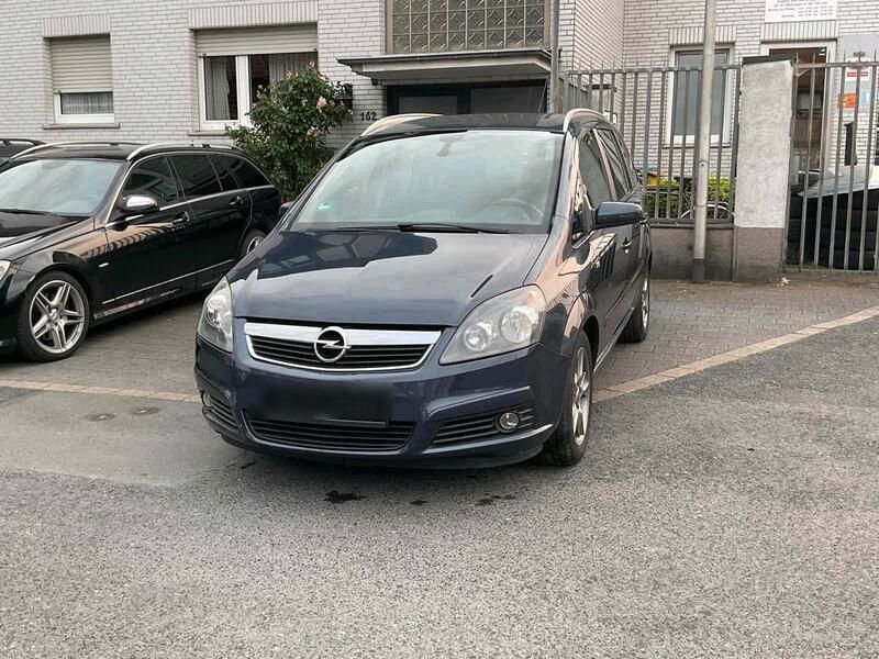 Blau Gebraucht 2006 Opel Zafira Van / Kleinbus | 2.900 € (Fairer Preis) - Bild 1/4