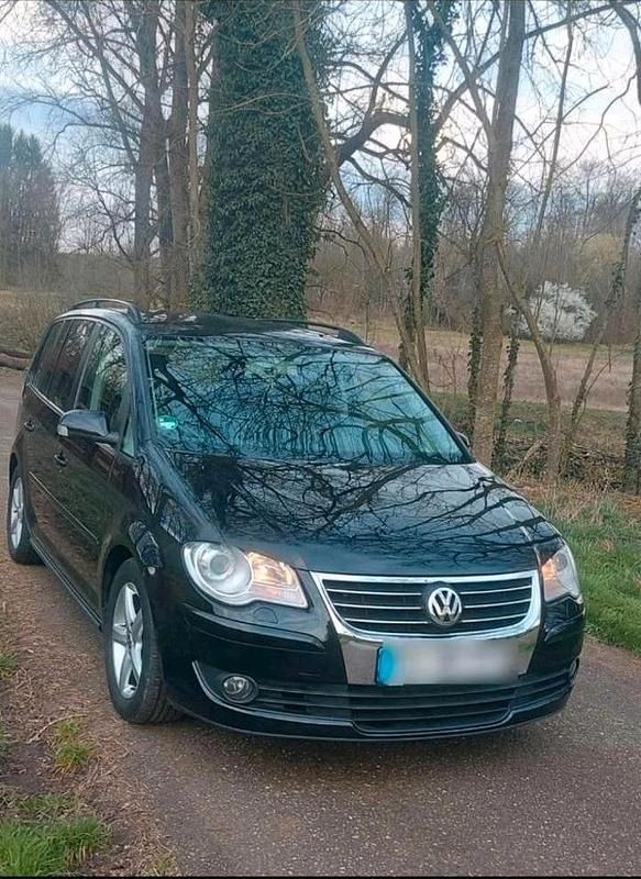 Gebraucht VW Touran 140 PS (102 kW) 2008 Schwarz Van / Kleinbus