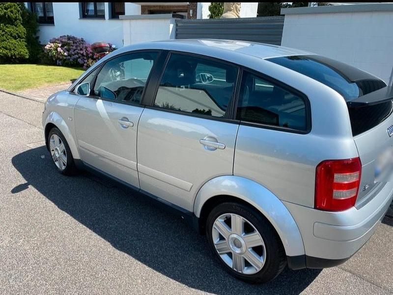 Gebraucht Audi A2 75 PS (55 kW) 2001 Silber Kleinwagen