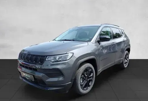 Occasion Jeep Compass Night Eagle 130 ch (95 kW) 2023 Gris SUV