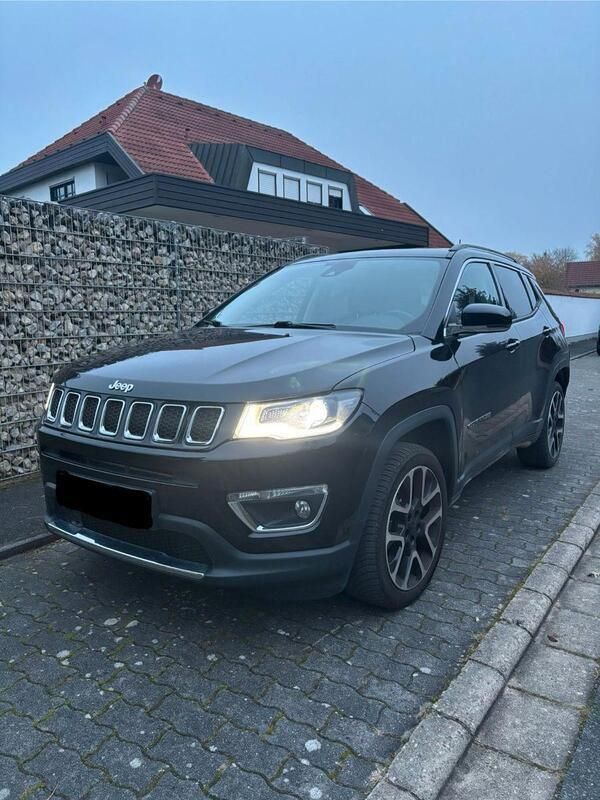 Schwarz Gebraucht 2020 Jeep Compass Limited SUV | 17.200 € (Fairer Preis) - Bild 1/4