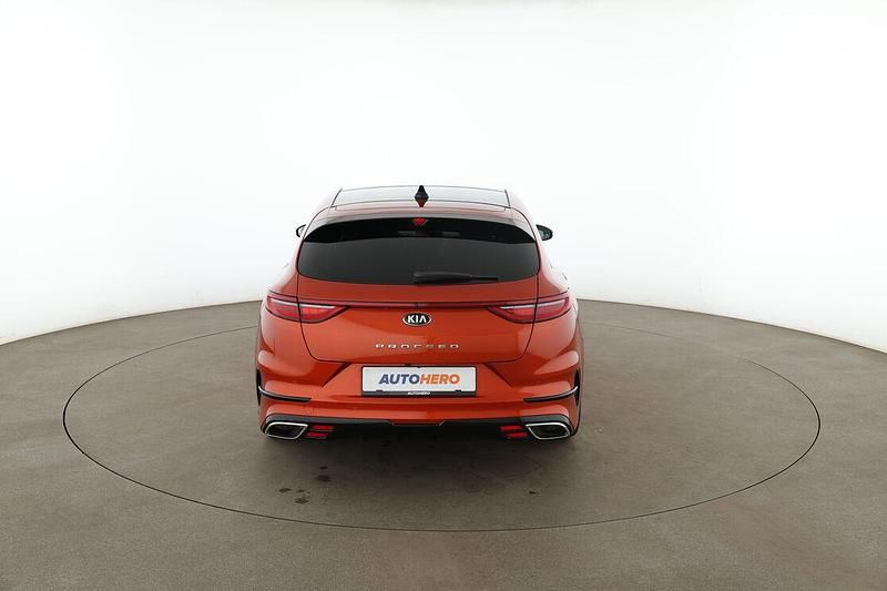 Gebraucht Kia ProCeed GT 204 PS (150 kW) 2019 Orange Kombi