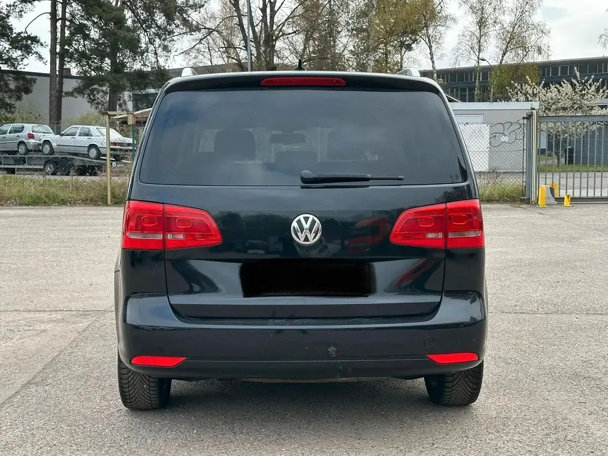 Gebraucht VW Touran Highline 170 PS (125 kW) 2012 Schwarz Van / Kleinbus