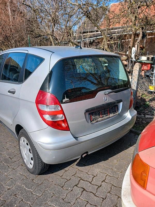 Gebraucht Mercedes A150 95 PS (69 kW) 2008 Silber Limousine
