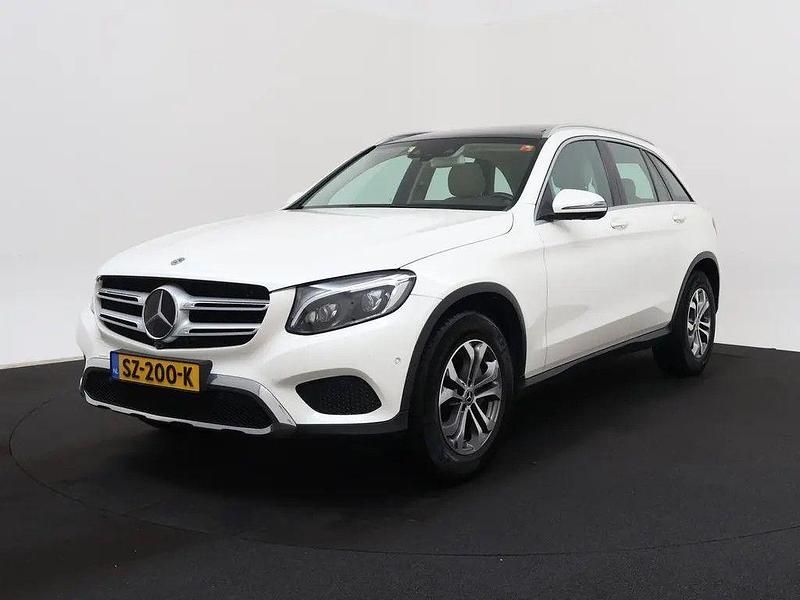 Weiß Gebraucht 2018 Mercedes GLC250 SUV | 16.958 € (Superpreis) - Bild 1/4