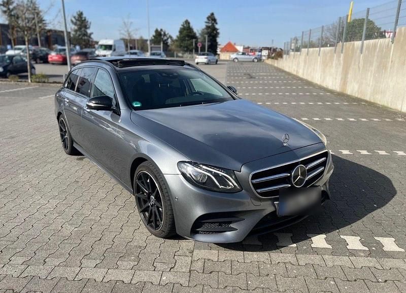 Gebraucht Mercedes E350 Avantgarde 258 PS (189 kW) 2017 Kombi