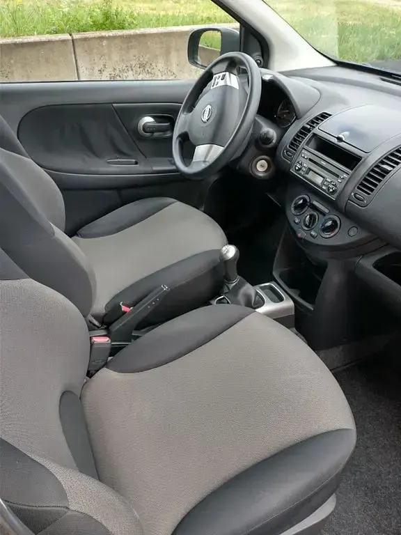Gebraucht Nissan Note Visia 88 PS (64 kW) 2010 Schwarz Kleinwagen