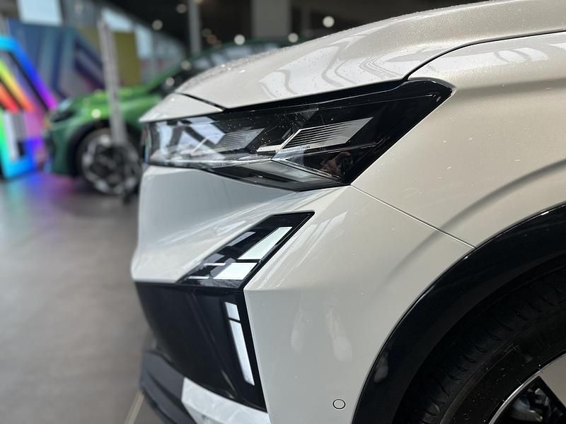 Neu Renault Espace Techno 2025