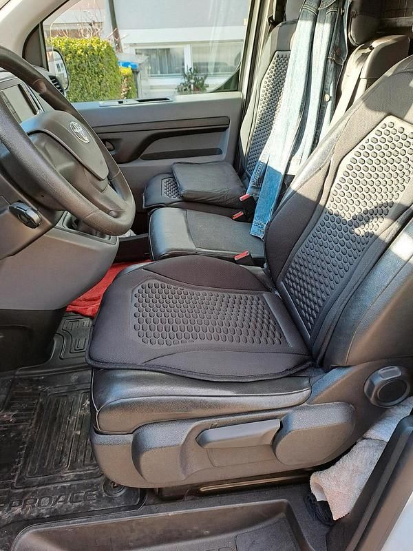 Gebraucht Toyota Proace 122 PS (89 kW) 2021 Weiß Van / Kleinbus