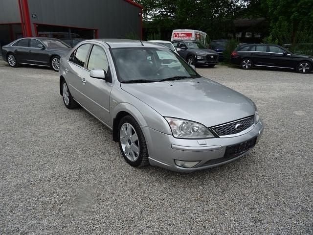 Gebraucht Ford Mondeo Ghia 170 PS (125 kW) 2006 Silber Limousine