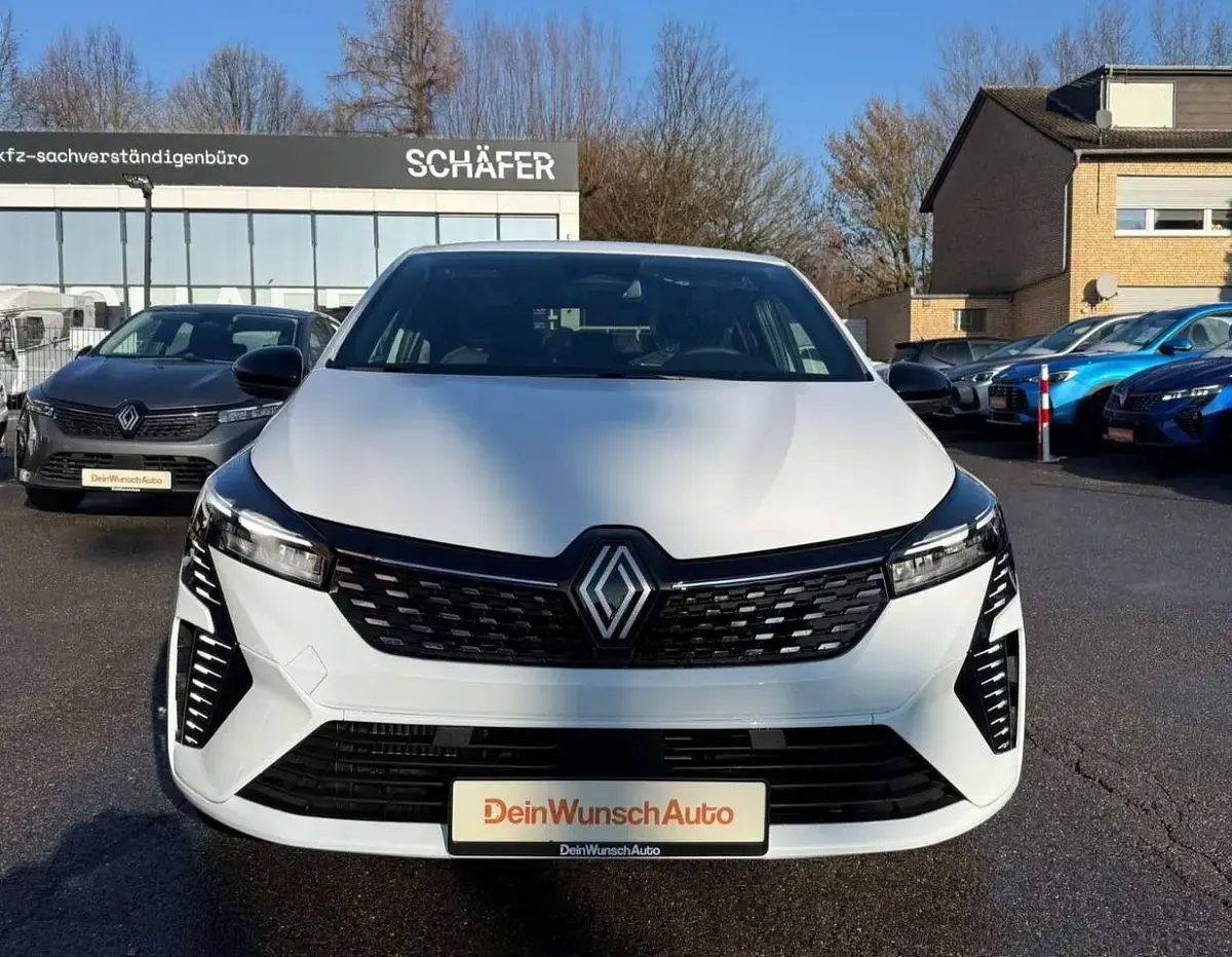 Neu Renault Clio V Techno 91 PS (66 kW) 2025 Weiß Limousine
